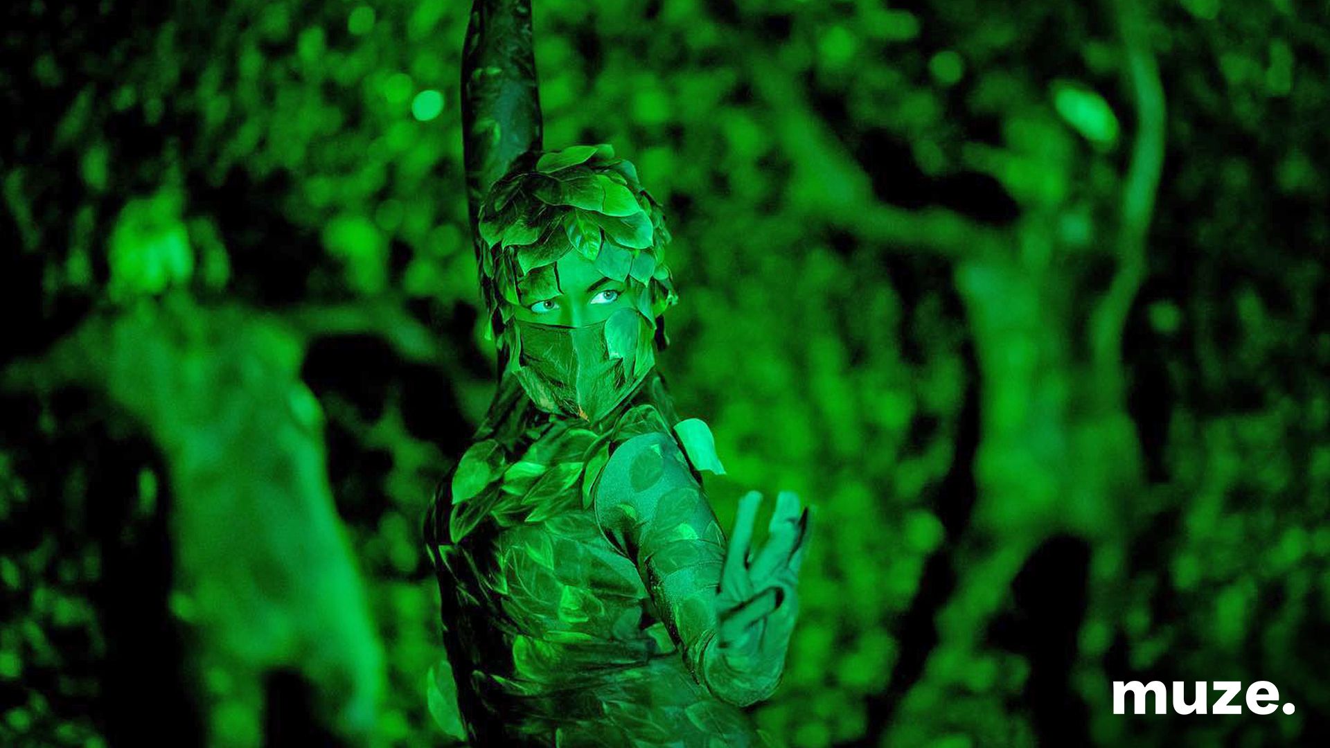 2736-Themed Dance - Greenery Dancers