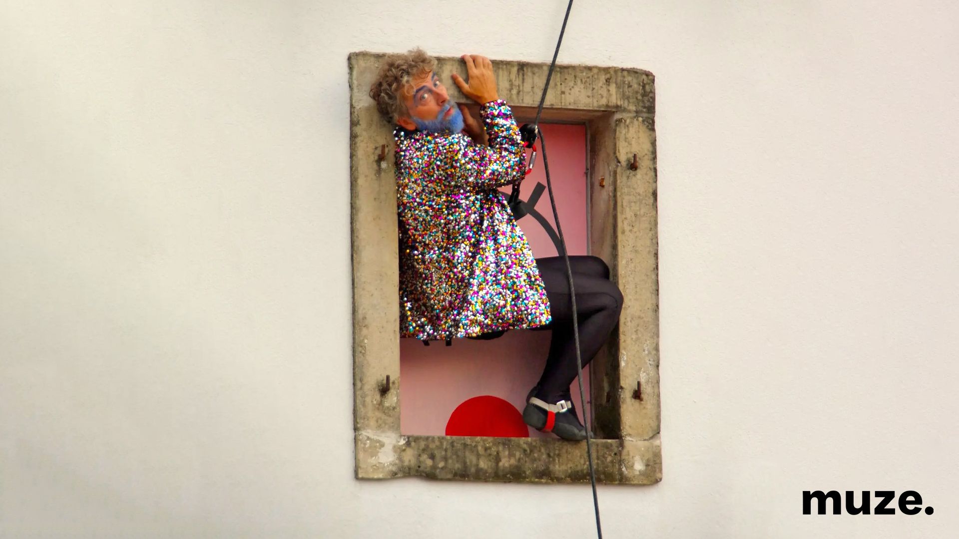 3096-Street Theatre Acrobatics - L'omino blu 3