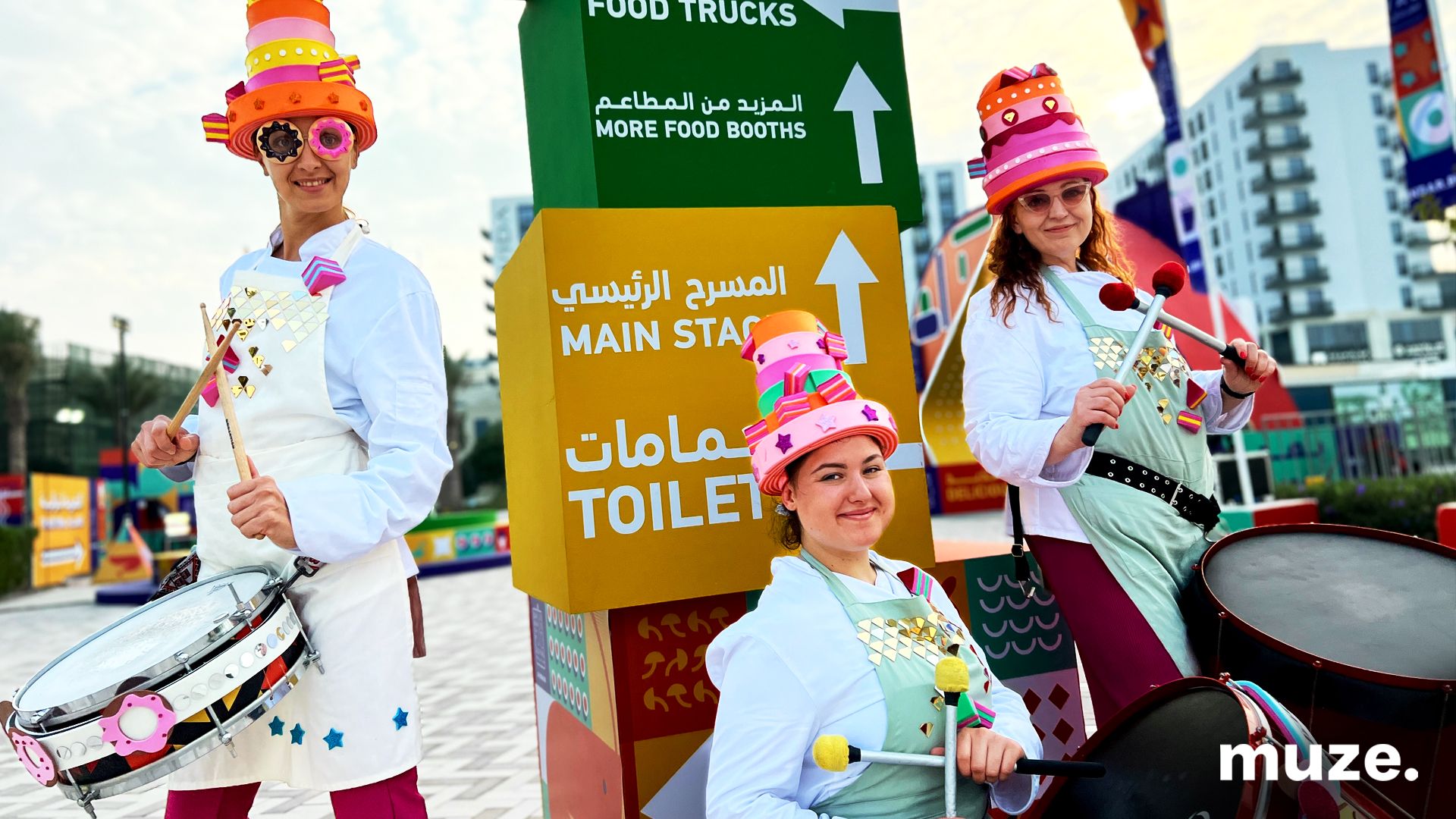 3107-Roaming Musicians - Donuts 2